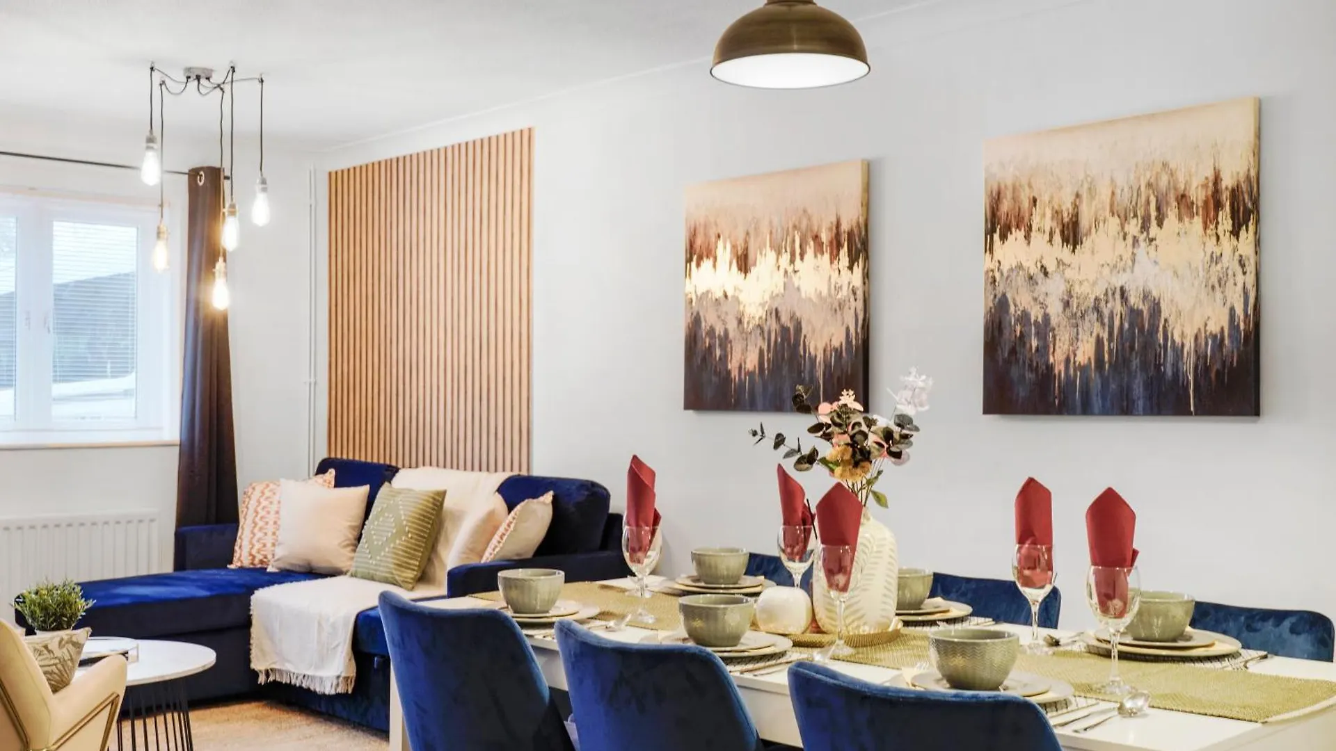 Modern & Stylish House In London - Garden Villa